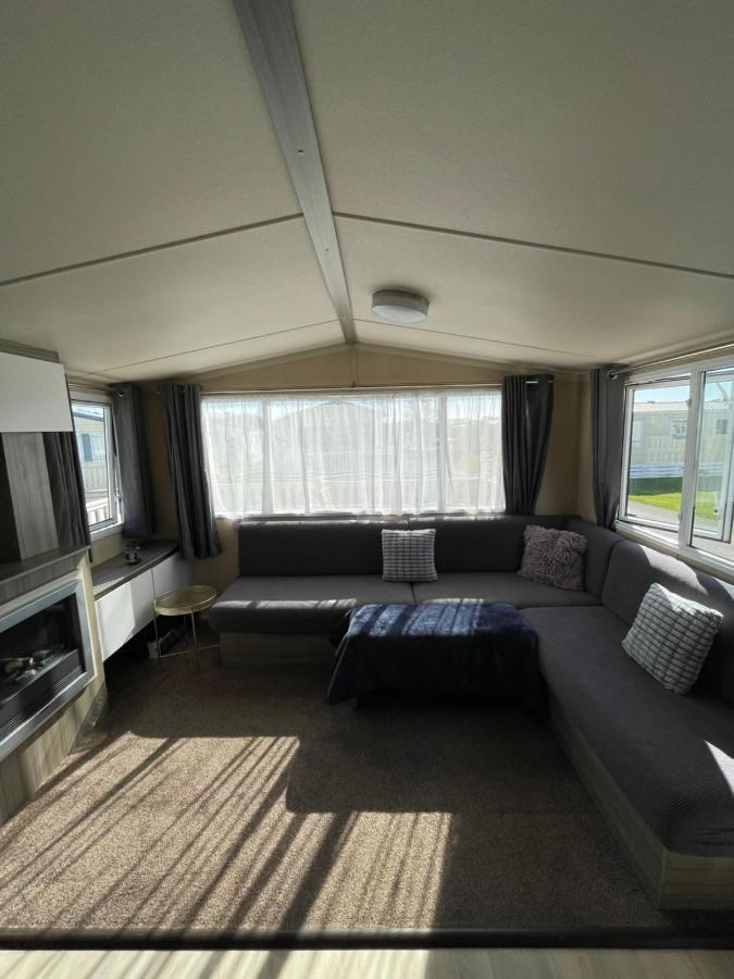 Delightful 6 Berth Holiday Home With Decking Area Chichester Dış mekan fotoğraf